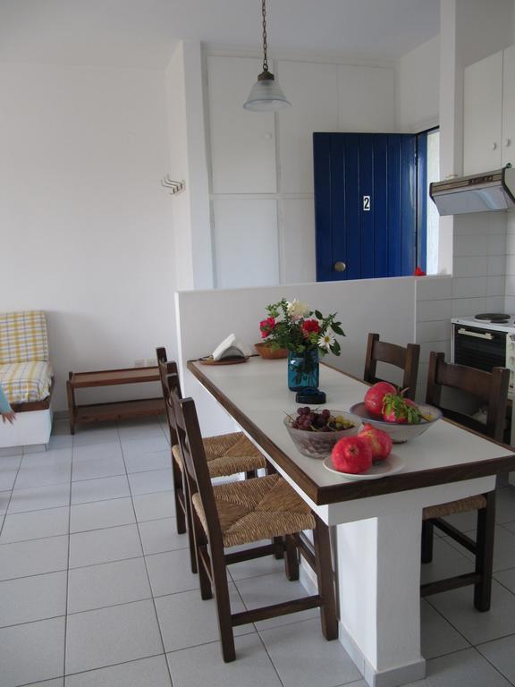 Eressos Ilios Apartments Skala Eresou Ruang foto