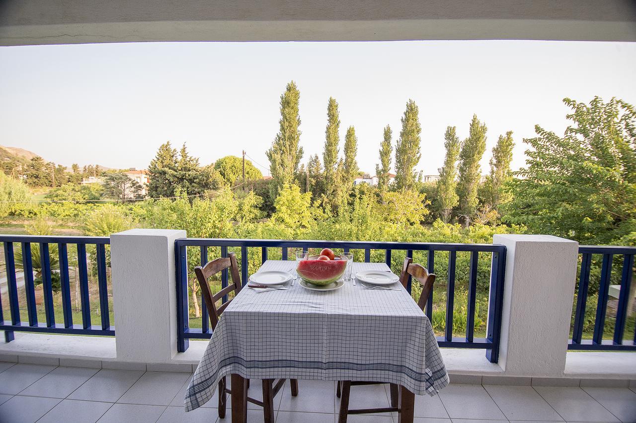 Eressos Ilios Apartments Skala Eresou Bagian luar foto